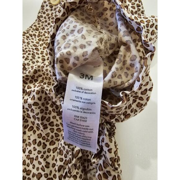 Just One You Made by Carter's baby girl animals print "Auntie Loves Me" romper - Picture 6 of 9